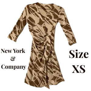 New York & Company Size XS Womens Dress Brown Beige Wrap Knee Length